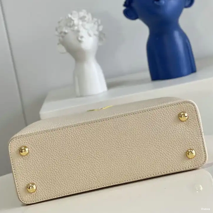 LV 2206YA0007 Bag 0504